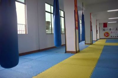 家长必看 博正跆拳道馆三店同庆，超值优惠不容错过！