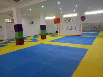 华一跆拳道馆盛大开业，超值精品课程仅168元，多重好礼相送！